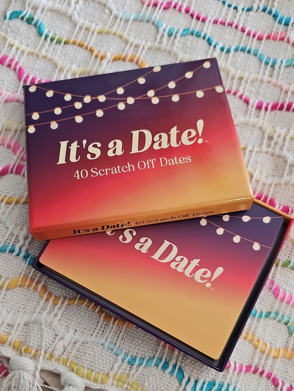 It's a Date! Scratch-Off Dates (Purple to Orange Gradient)